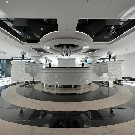 Hanza Tower Home4u דירה *