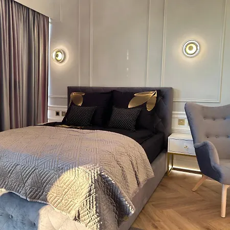 Hanza Tower Home4u *