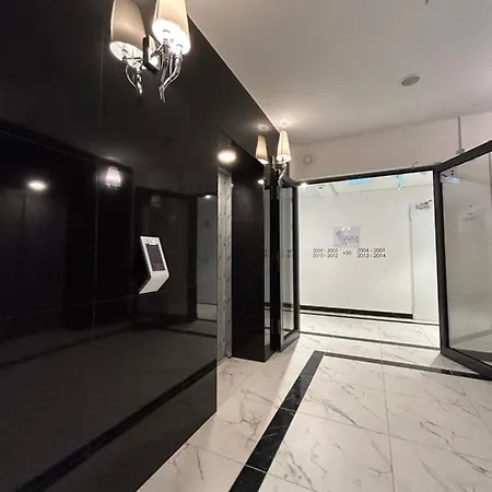 Hanza Tower Home4u דירה *