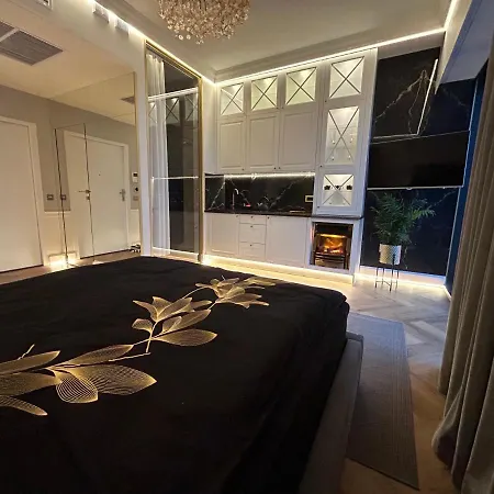 Hanza Tower Home4u דירה *