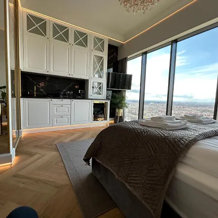 Hanza Tower Home4u דירה *