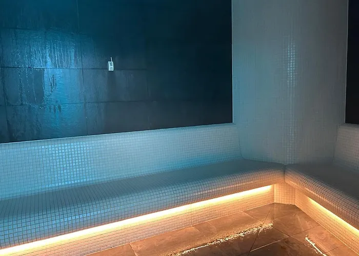 Hanza Tower Home4u Апартаменты